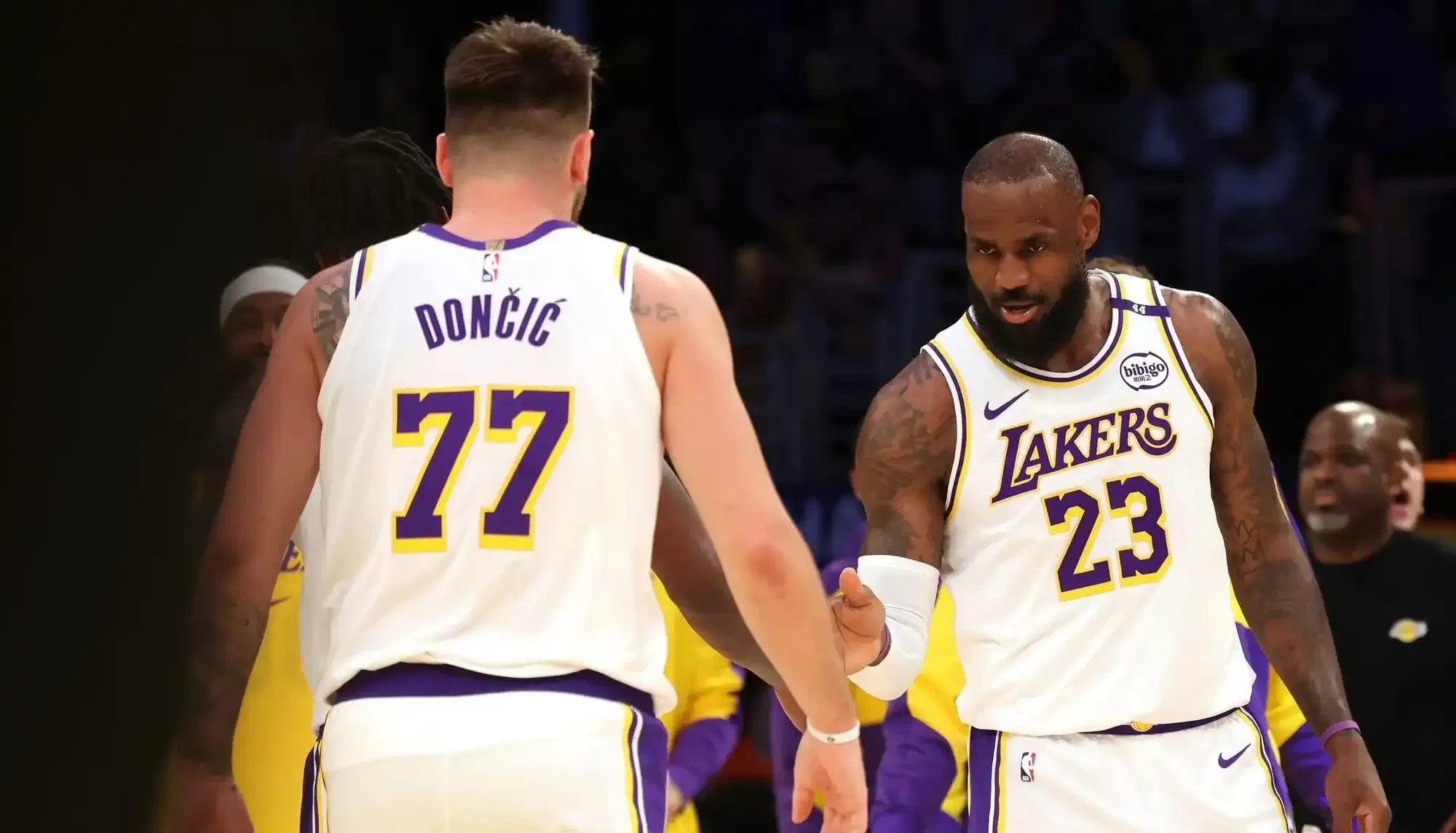 华体会官方网站-浓眉哥重要时刻大比分获胜，加拿大队带队取胜！比赛高潮迭起的简单介绍