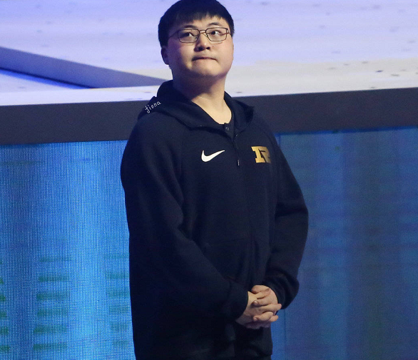 华体会官方网站-包含MAD教练压力巨大！，Uzi遭遇十五持续失利赛场气氛高涨的词条